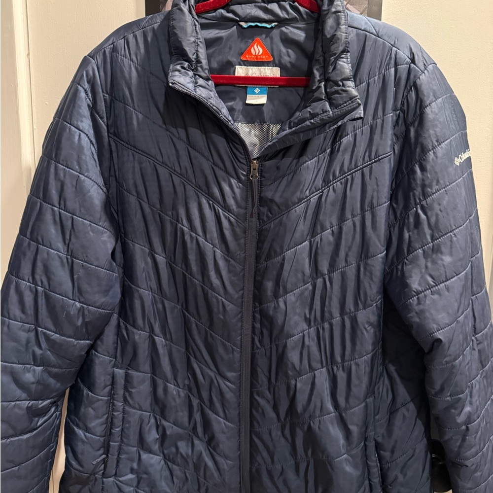 Columbia Woman’s Navy Jacket